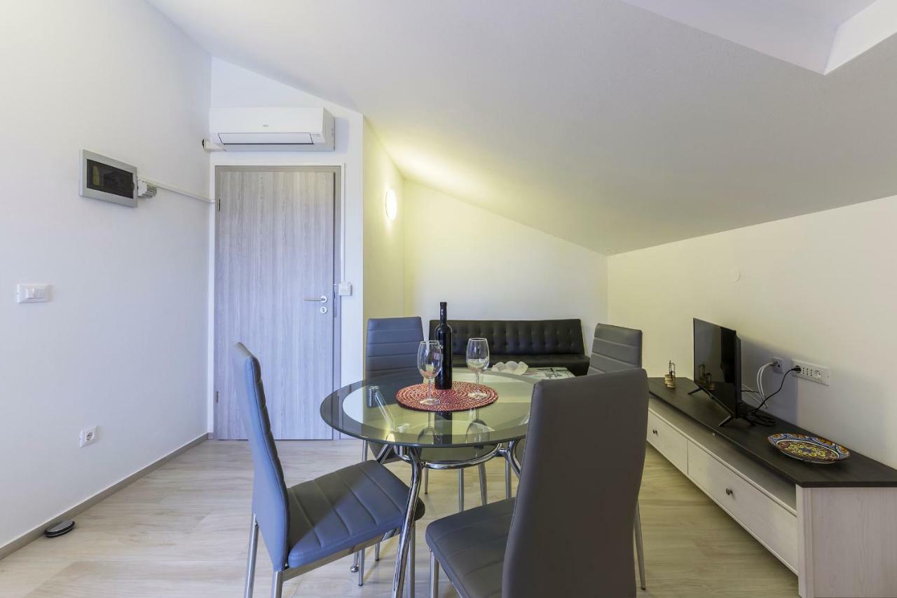 Apartmani Suzi بولا المظهر الخارجي الصورة