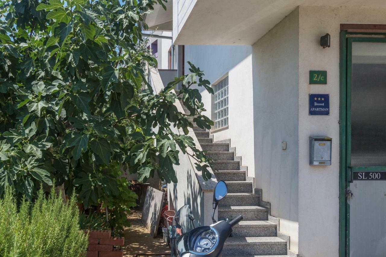Apartmani Suzi بولا المظهر الخارجي الصورة